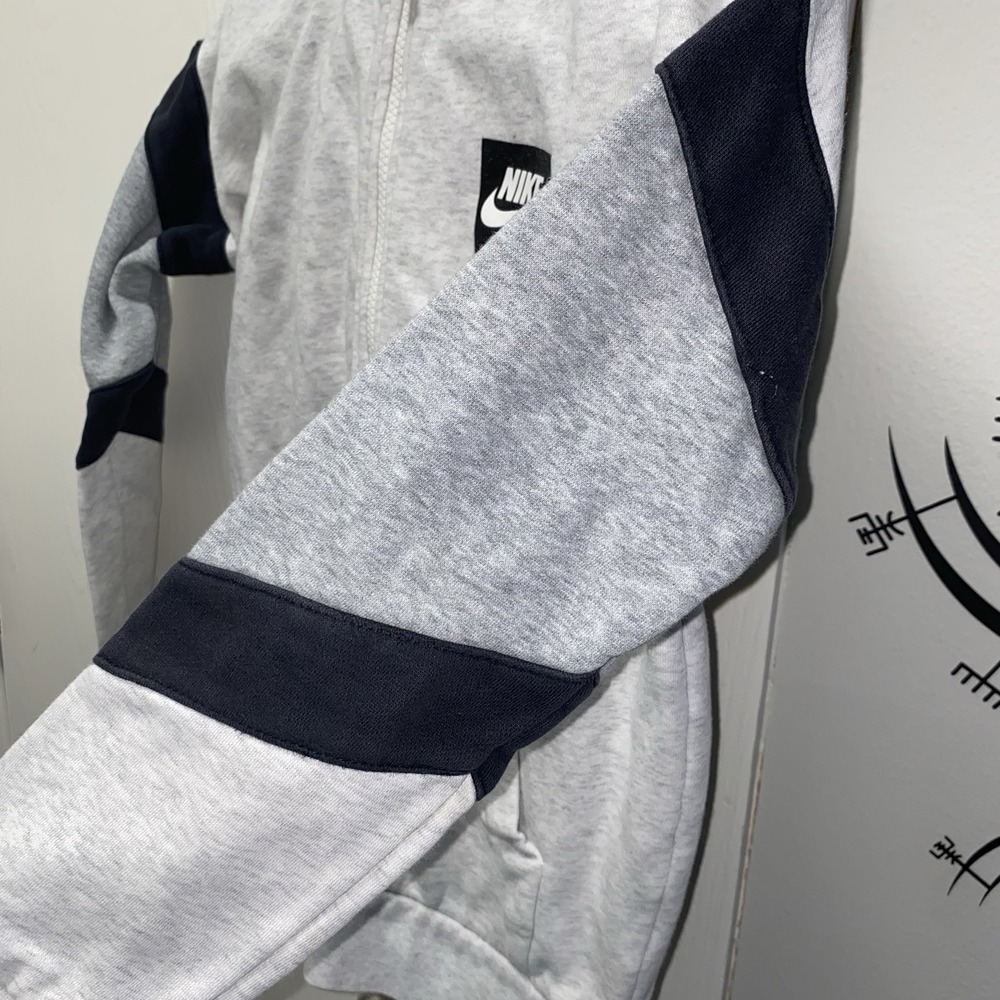 Vintage Nike Air Max 95 Grey Black Zip Up Hoodie Boys Size Medium - Picture 6 of 11